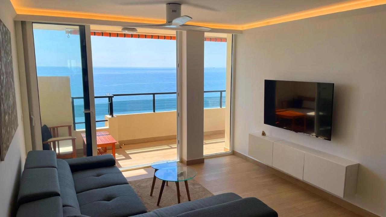 Beachfront -- New Luxury Apartment -- 1ª Linea Playa -- Fuengirola City Center -- Private Parking -- Panoramic Sea Views -- Zewnętrze zdjęcie